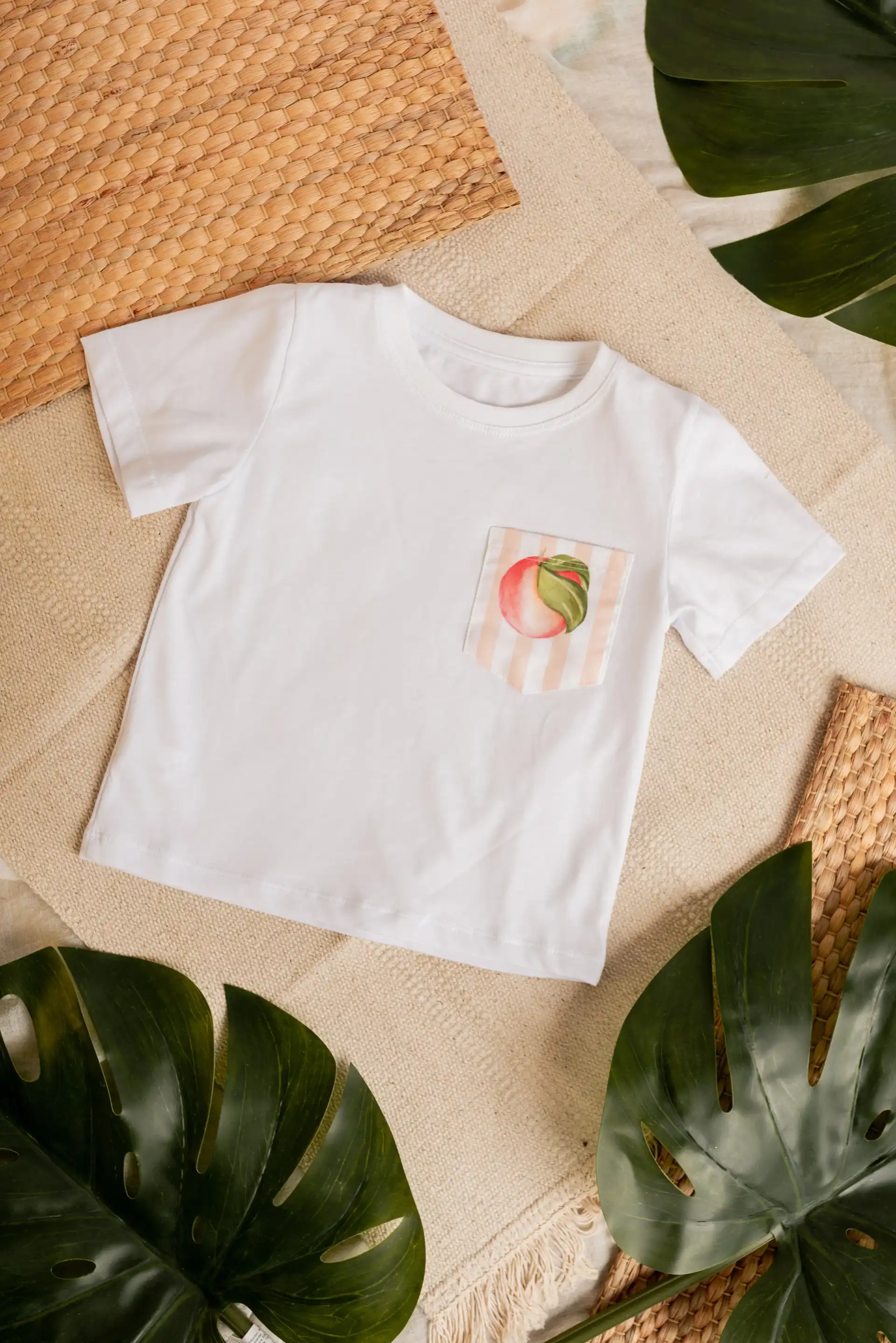 t-shirt-peaches